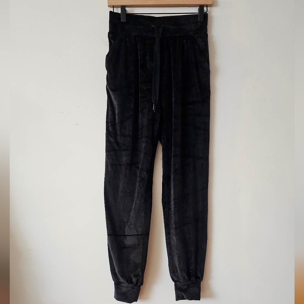 Victoria's secret velvet joggers